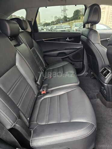 Kia Sorento-7