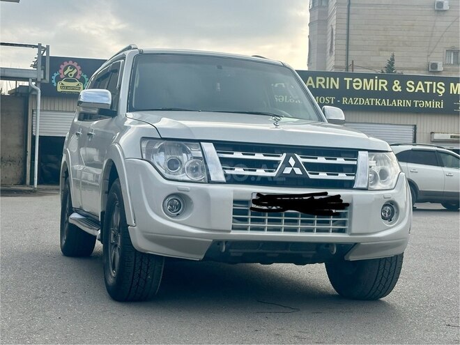 Mitsubishi Pajero 2013, 236,000 km - 3.5 л - Bakı