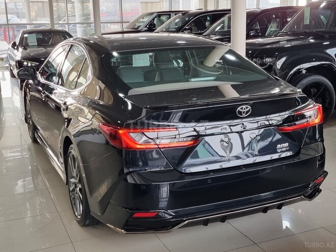 Toyota Camry-27