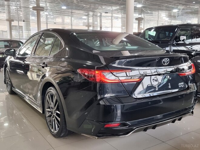 Toyota Camry-22