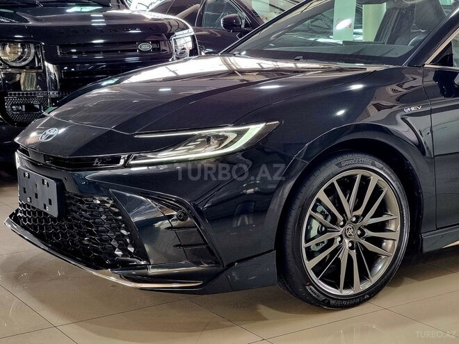 Toyota Camry-4