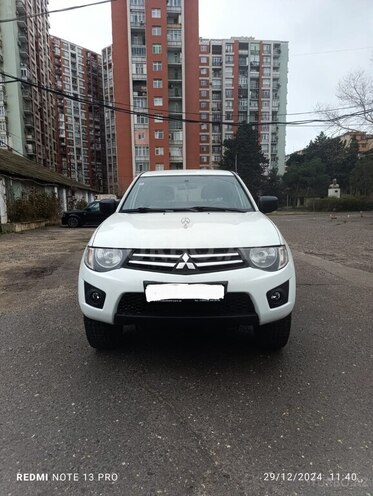 Mitsubishi L200 2010, 191,000 km - 2.5 л - Bakı