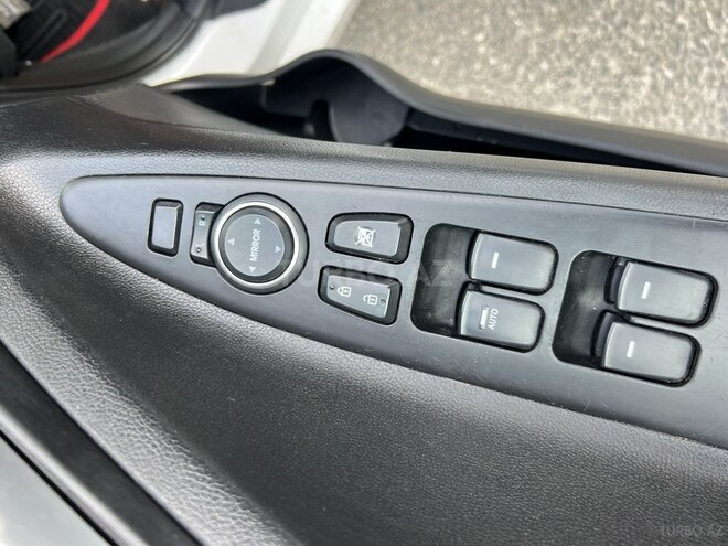 Hyundai Sonata 2012, 100,000 km - 2.0 l - Bakı