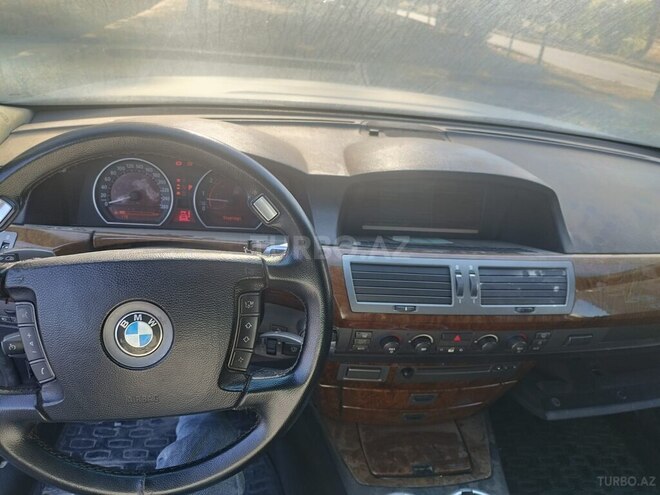 BMW 745 2002, 300,000 km - 4.4 l - Sumqayıt