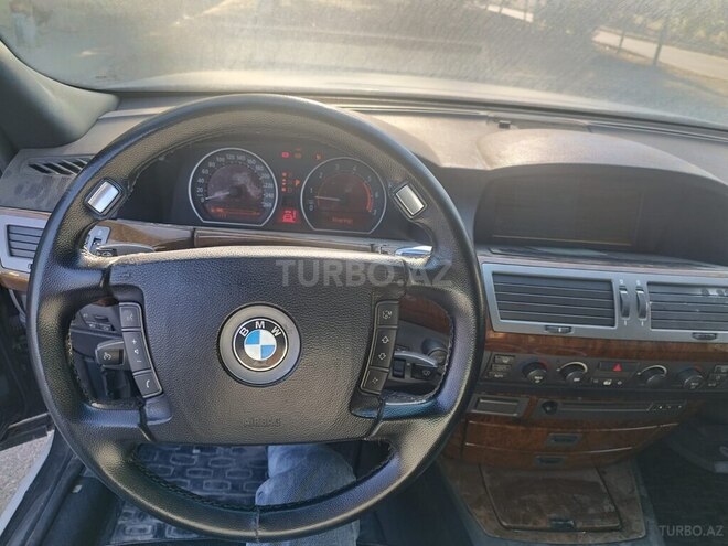 BMW 745 2002, 300,000 km - 4.4 l - Sumqayıt