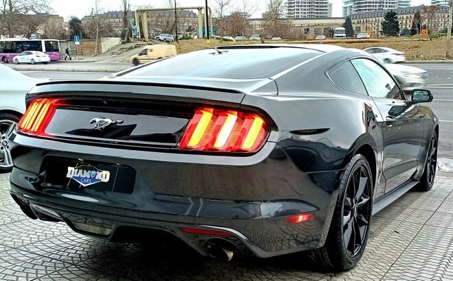 Ford Mustang-6