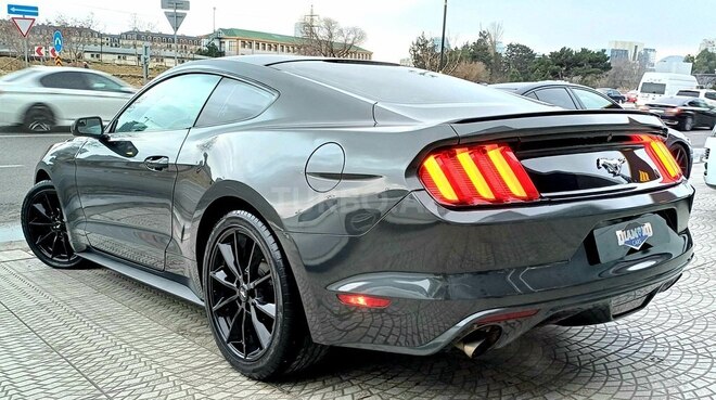 Ford Mustang-9