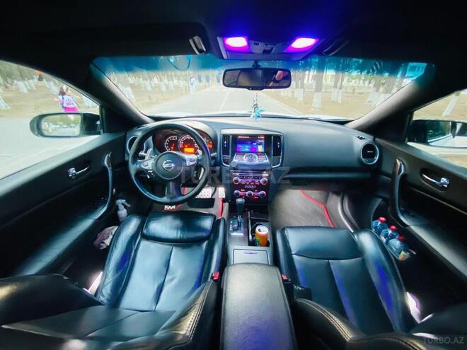 Nissan Maxima-6