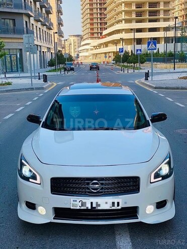 Nissan Maxima-1