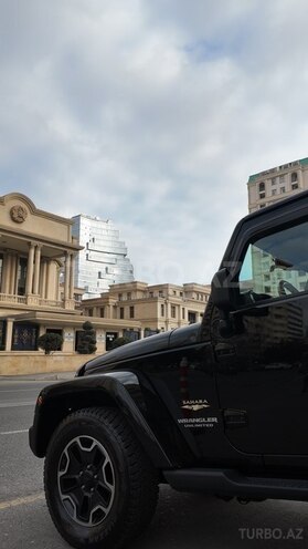 Jeep Wrangler-3