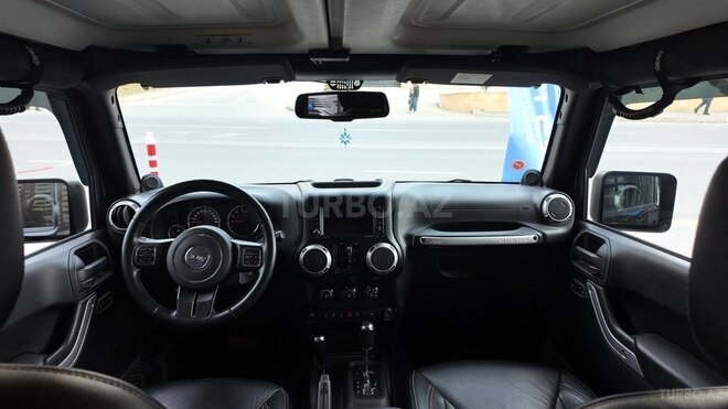 Jeep Wrangler-7
