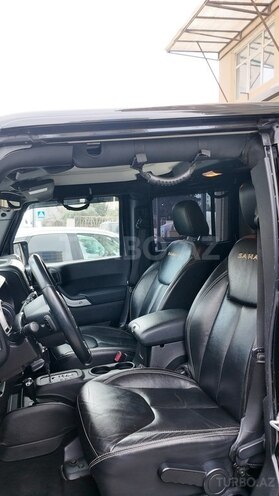 Jeep Wrangler-9