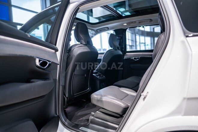 Volvo XC90-15