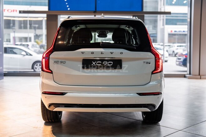 Volvo XC90-6