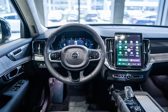Volvo XC90-18