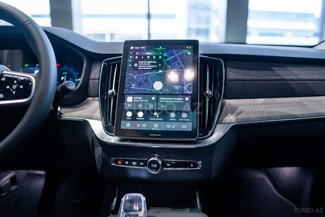 Volvo XC90-21