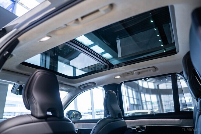 Volvo XC90-20