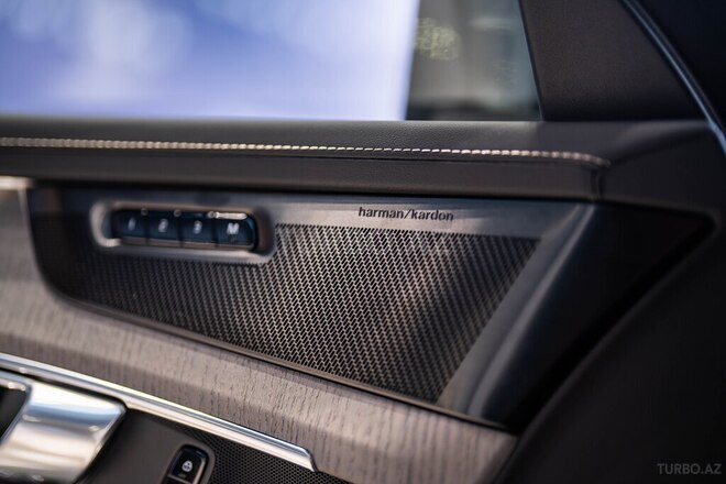 Volvo XC90-16