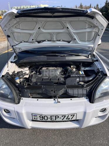 Hyundai Tucson 2008, 184,000 km - 2.0 л - Zaqatala