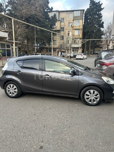 Toyota Aqua 2014, 1,008,000 km - 1.5 l - Bakı