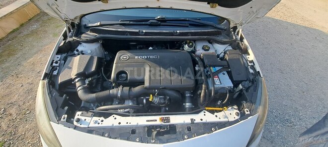 Opel Astra 2013, 398,100 km - 1.7 l - Salyan