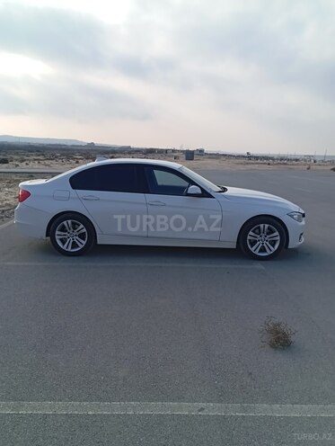 BMW 320-2