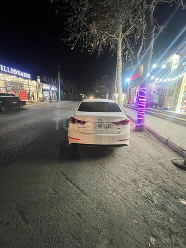 Hyundai Avante 2016, 121,200 km - 1.6 л - Bərdə