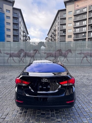Hyundai Avante 2015, 271,000 km - 1.6 л - Bakı