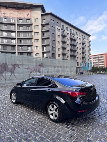 Hyundai Avante 2015, 271,000 km - 1.6 л - Bakı