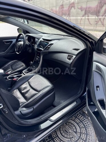Hyundai Avante 2015, 271,000 km - 1.6 л - Bakı
