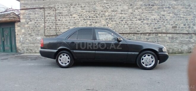 Mercedes C 200 1996, 727,000 km - 2.0 l - Şəki