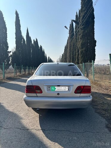 Mercedes E 220 d 1997, 567,890 km - 2.2 л - Gəncə