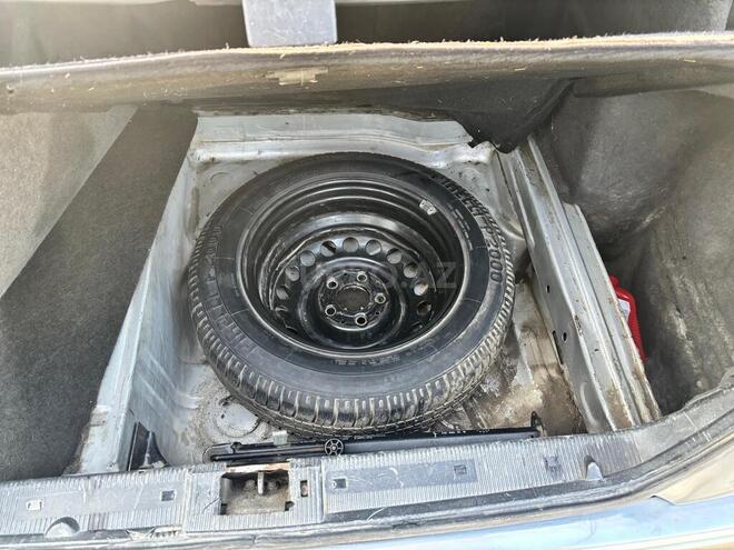 Mercedes E 220 d 1997, 567,890 km - 2.2 л - Gəncə