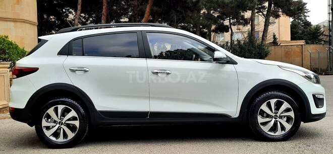 Kia Rio X-Line 2019, 65,000 km - 1.6 л - Bakı