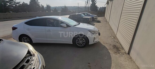 Hyundai Avante 2019, 121,000 km - 1.6 л - Bakı