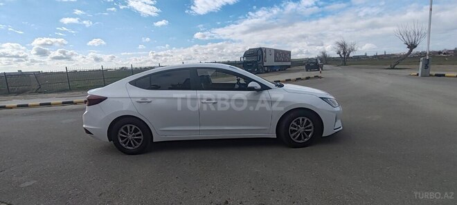 Hyundai Avante 2019, 121,000 km - 1.6 л - Bakı