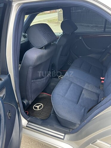 Mercedes C 180 2000, 250,000 km - 1.8 l - Xudat
