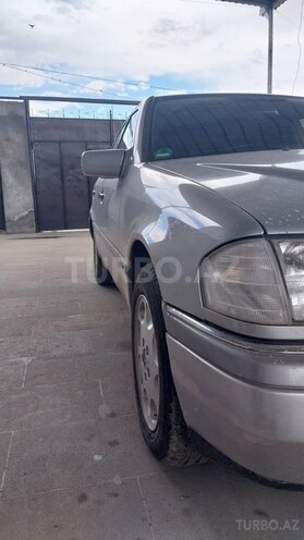Mercedes C 200 1996, 394,111 km - 2.0 л - Tovuz