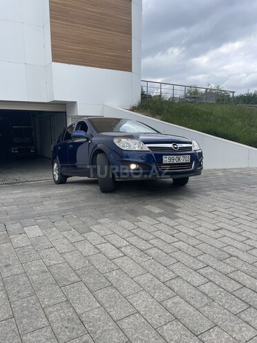Opel Astra 2008, 280,000 km - 1.3 l - Quba
