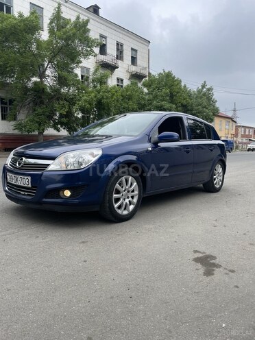Opel Astra 2008, 280,000 km - 1.3 l - Quba