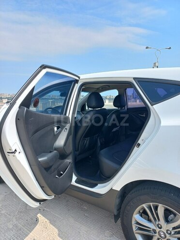 Hyundai Tucson 2015, 180,800 km - 2.0 l - Bakı