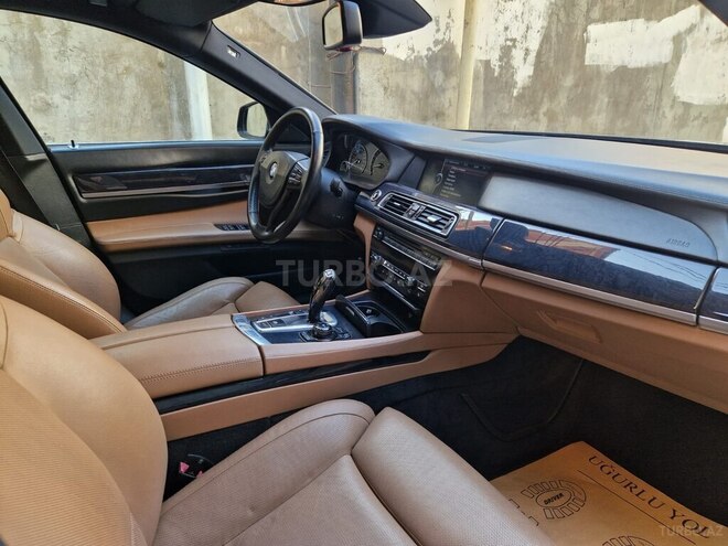 BMW 740 2009, 249,825 km - 3.0 l - Bakı
