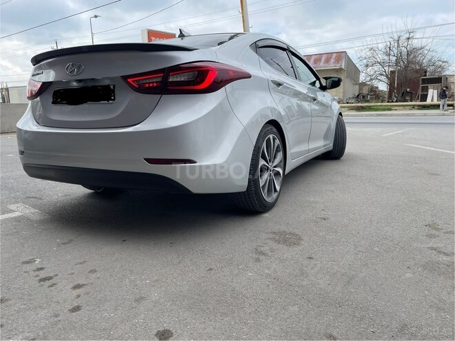 Hyundai Elantra 2015, 222,411 km - 1.8 l - Bakı