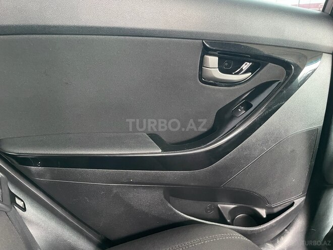 Hyundai Elantra 2015, 222,411 km - 1.8 l - Bakı