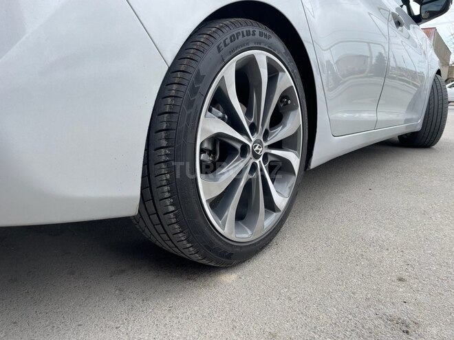 Hyundai Elantra 2015, 222,411 km - 1.8 l - Bakı