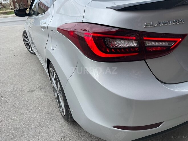 Hyundai Elantra 2015, 222,411 km - 1.8 l - Bakı