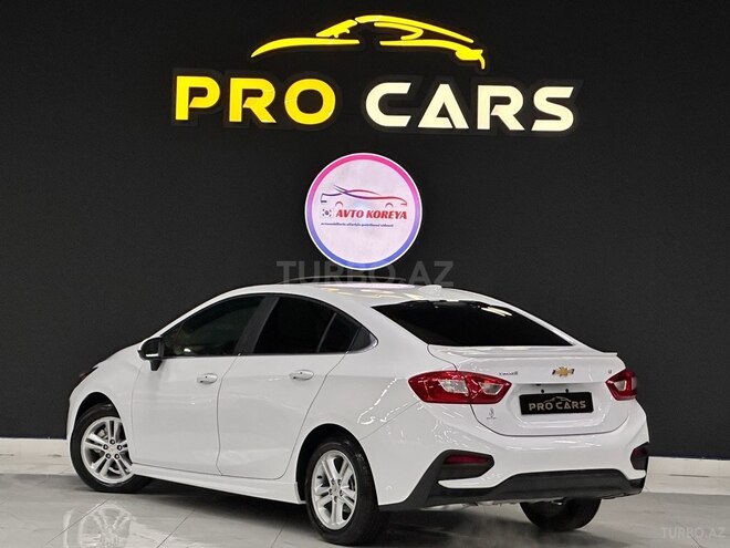 Chevrolet Cruze-8