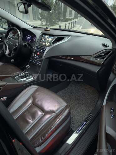 Hyundai Grandeur 2015, 168,500 km - 2.2 л - Bakı