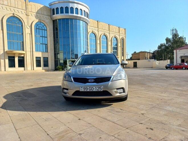 Kia Ceed 2011, 315,000 km - 1.6 l - Bakı
