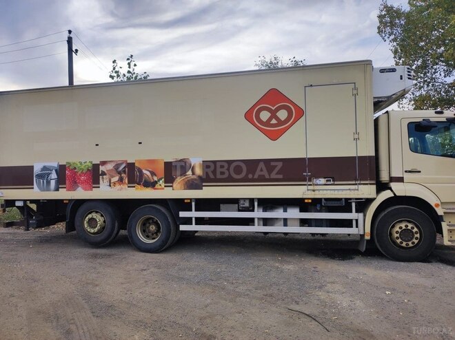 Mercedes Axor 2533 2010, 515,000 km - 6.4 l - Bakı